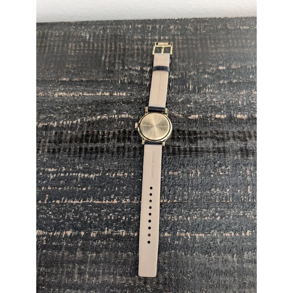 Marc Jacobs MBM1269 Black & Gold Watch Wristwatch Works, Beautiful & New Battery